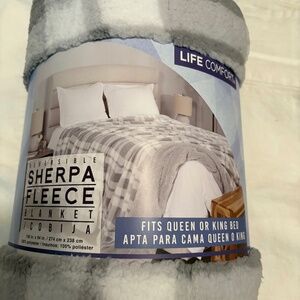 Reversible Sherpa Fleece Large Blanket NWT